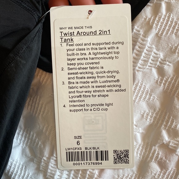 Lululemon Black Tank Top- Twist Around 2in1 Tank - Picture 6 of 6